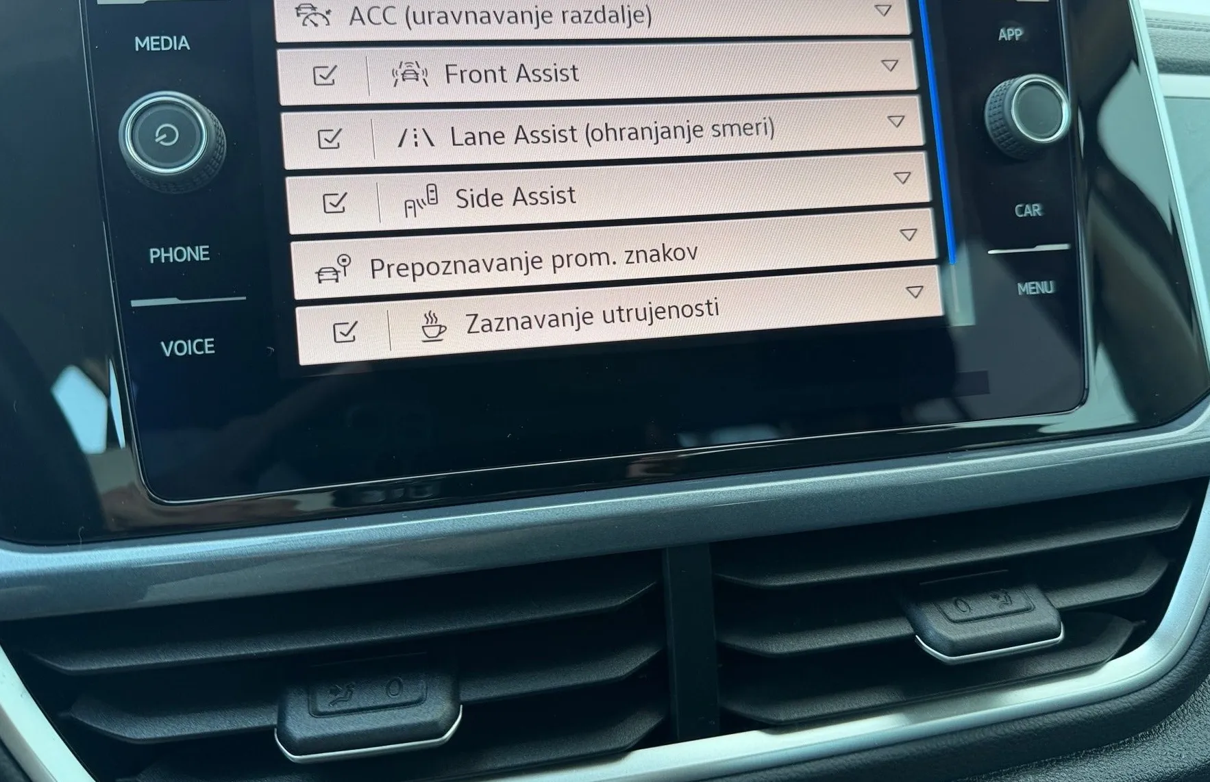 Zunanja slika - VW T-Roc - 4motion 2.0 TDI BMT Style DSG-Mrtvi kot-PDC-Kamera - 14