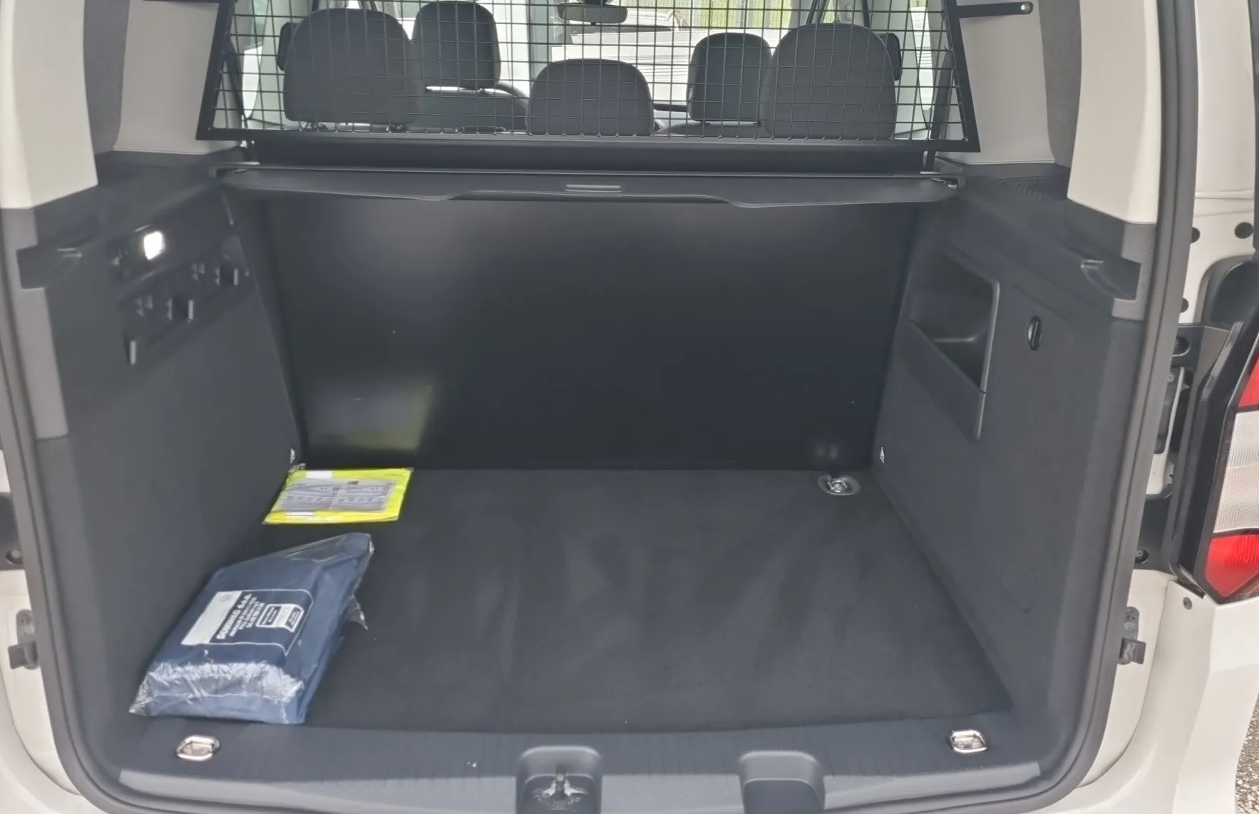 Zunanja slika - VW Caddy - 2.0 TDI 75KW LIFE. N1 ODBITEK DDV - 9