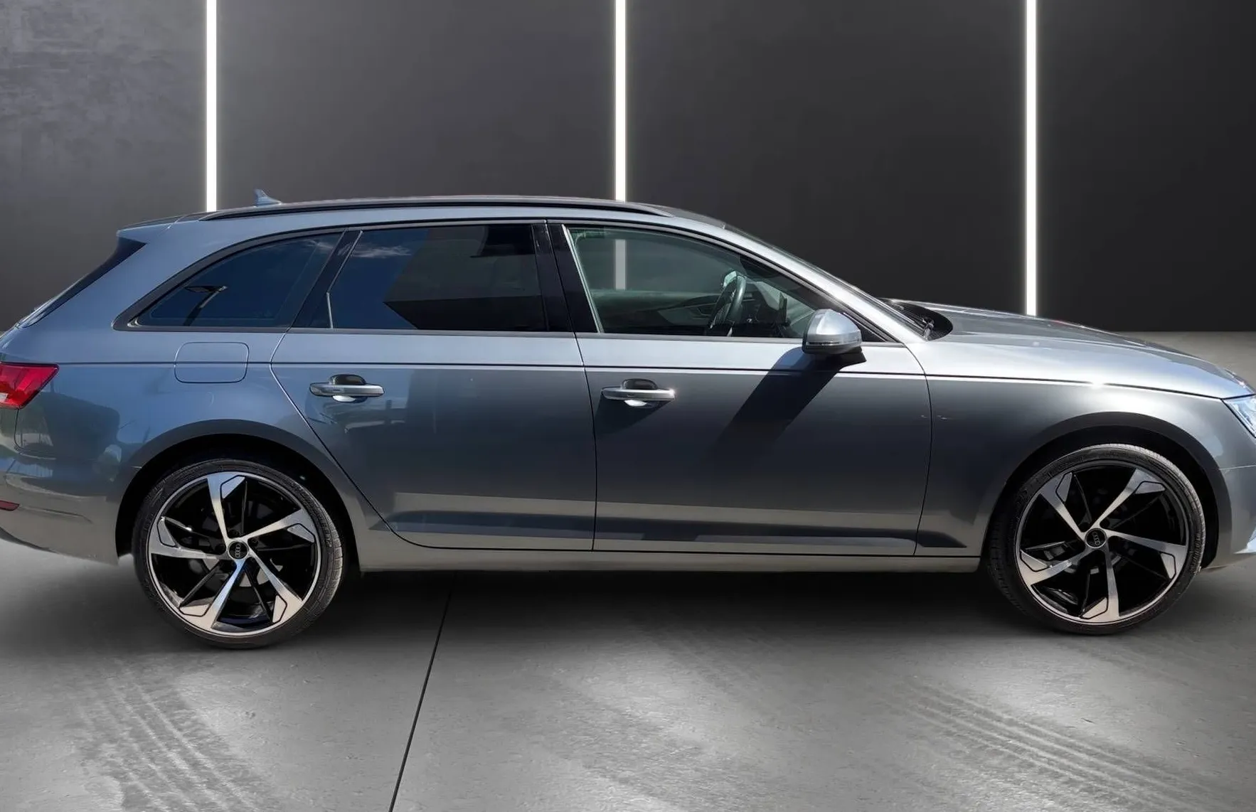 Zunanja slika - Audi A4 - Avant 2.0 TDI LED NAVI TEMP PDC GR.SEDEŽEV KLIMA ITD... - 10