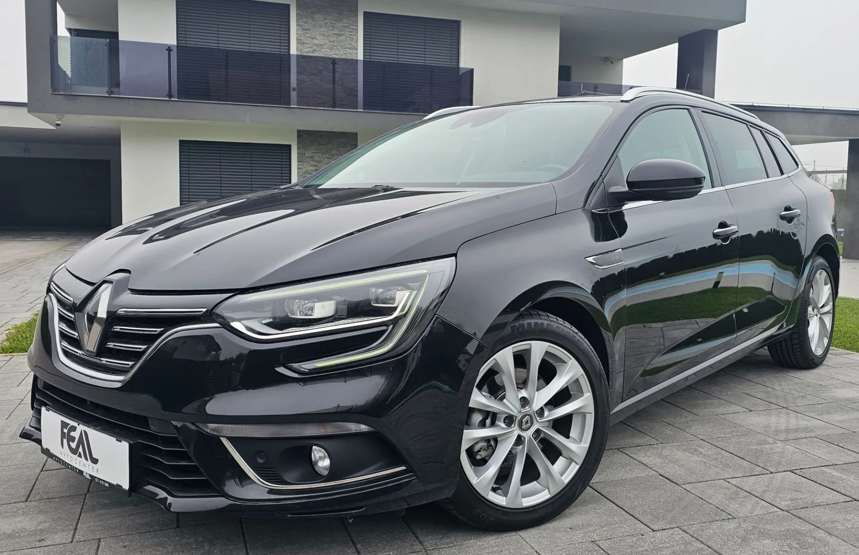 Zunanja slika - Renault Mégane - Megane 1.6 DCI- GT LINE-NAVI-XENON-LED-PDC-TEMPOMAT - 1