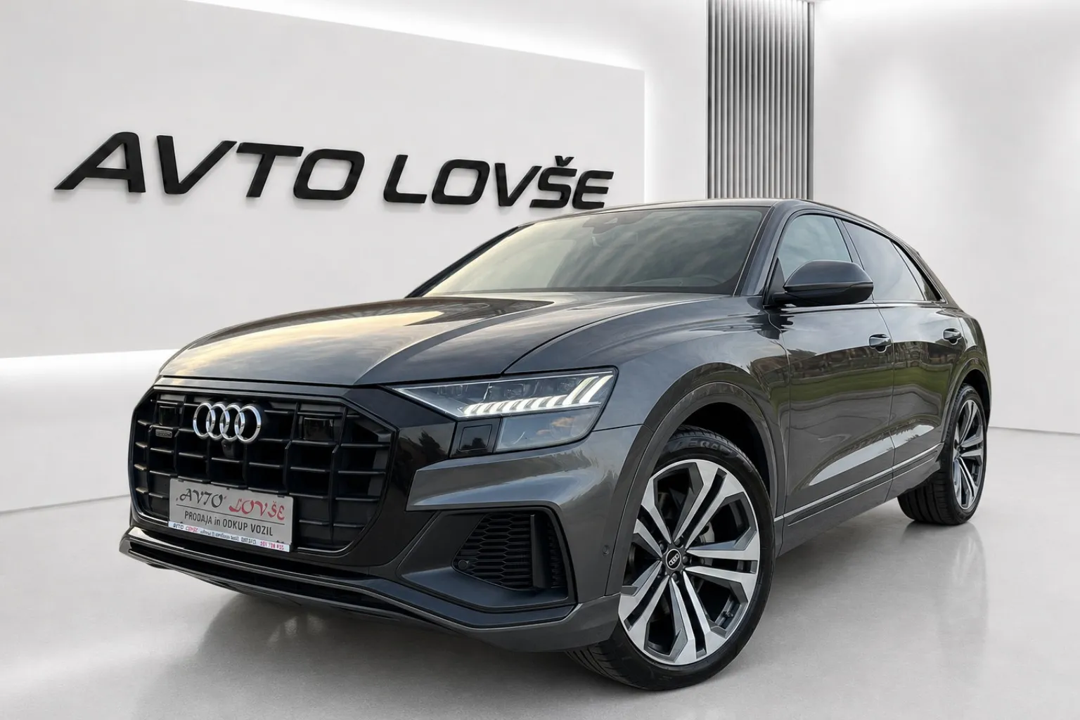 Zunanja slika - Audi Q8 - 50 TDI quattro 3x S line-1 LASTNIK-MATRIX-22 col - 3