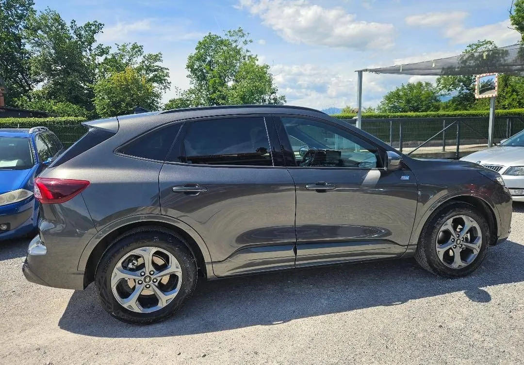 Zunanja slika - Ford Kuga - 1.5 EcoBoost ST-Line 1.LASTNIK SLO SAMO 10000KM - 5