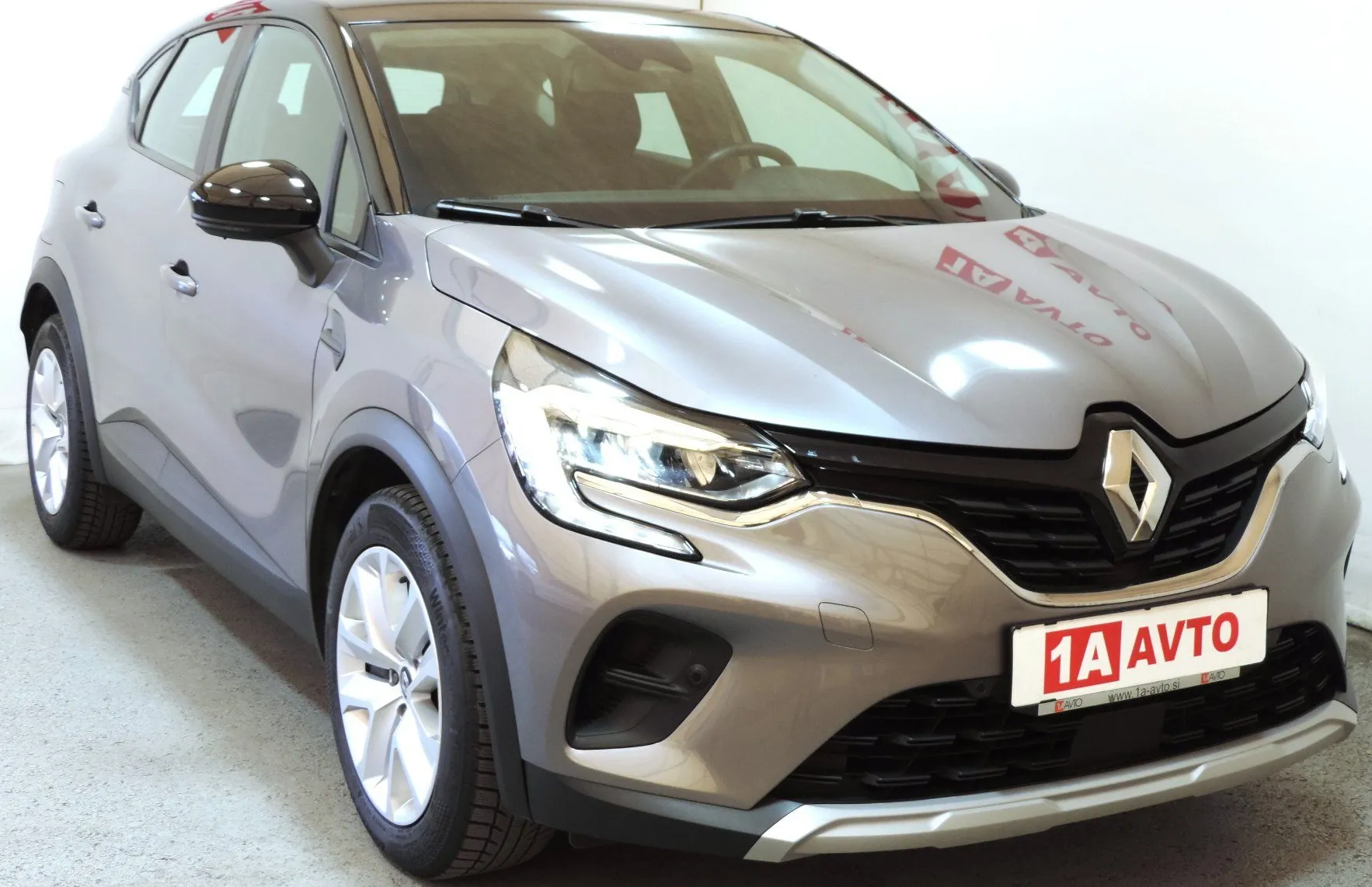 Zunanja slika - Renault Captur - TCe 90 NAVI-KAMERA - 3