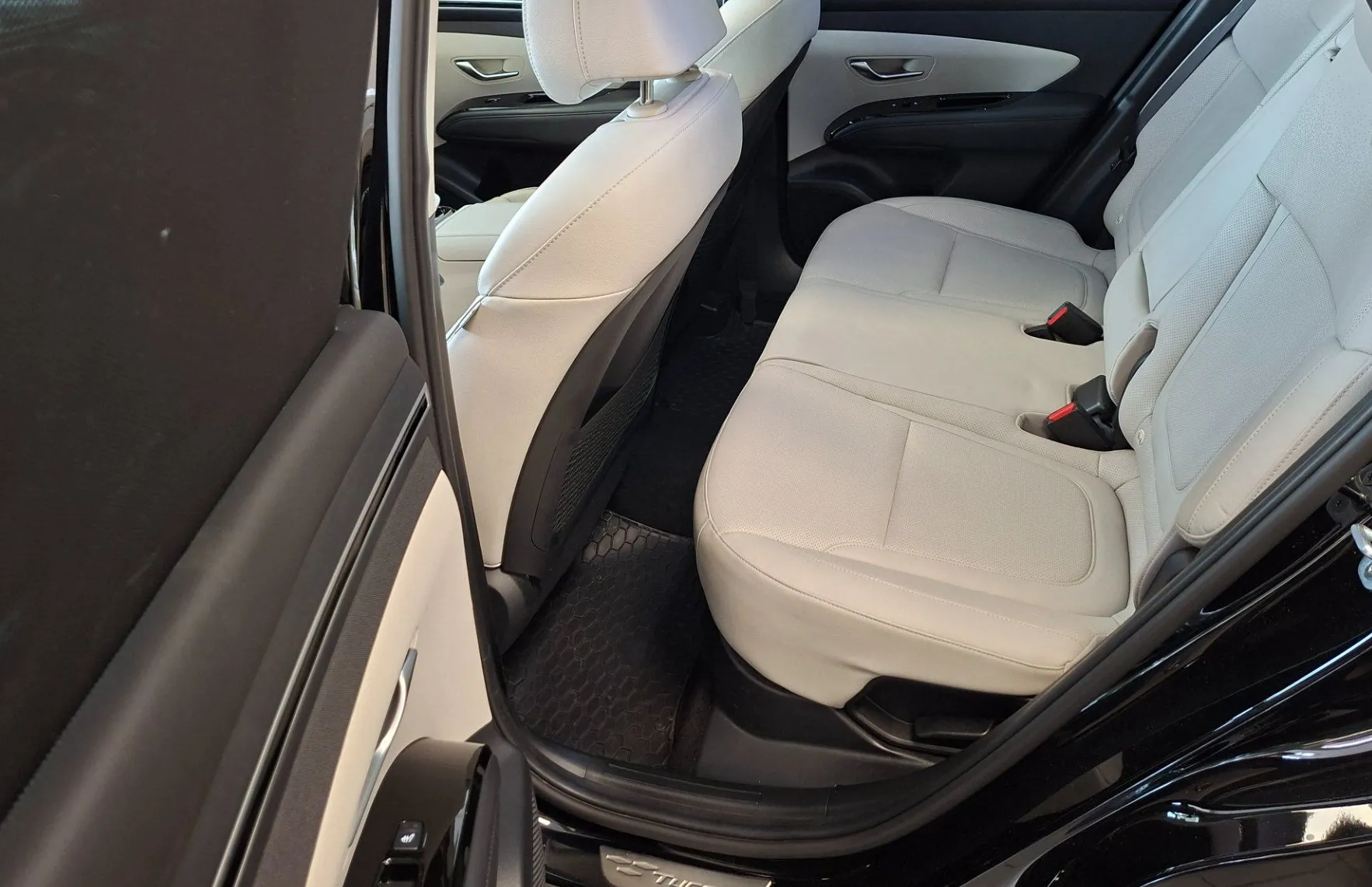 Zunanja slika - Hyundai Tucson - 1.6 T-GDI Hybrid Impression Avt.-1.LASTNIK-SLO- - 15