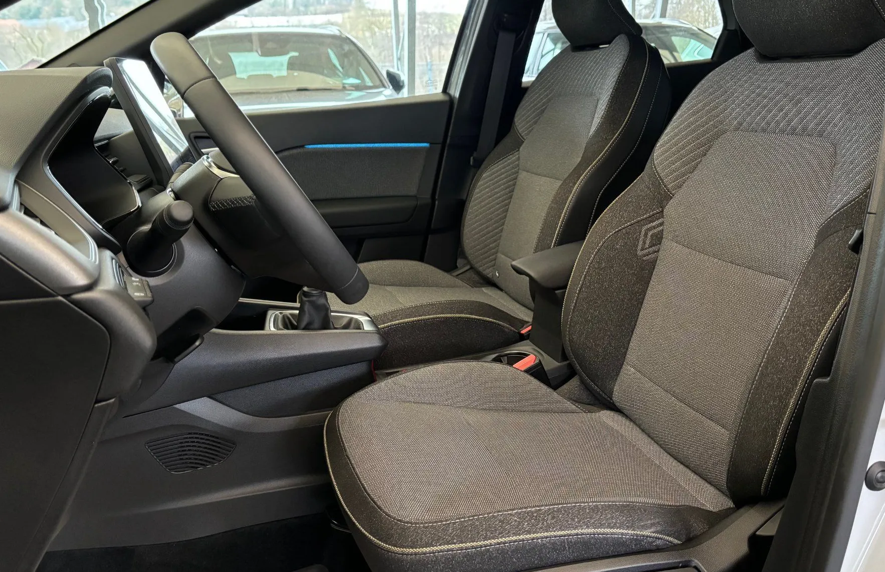 Zunanja slika - Renault Captur - TCe 140 Techno - SLOVENSKI - 10