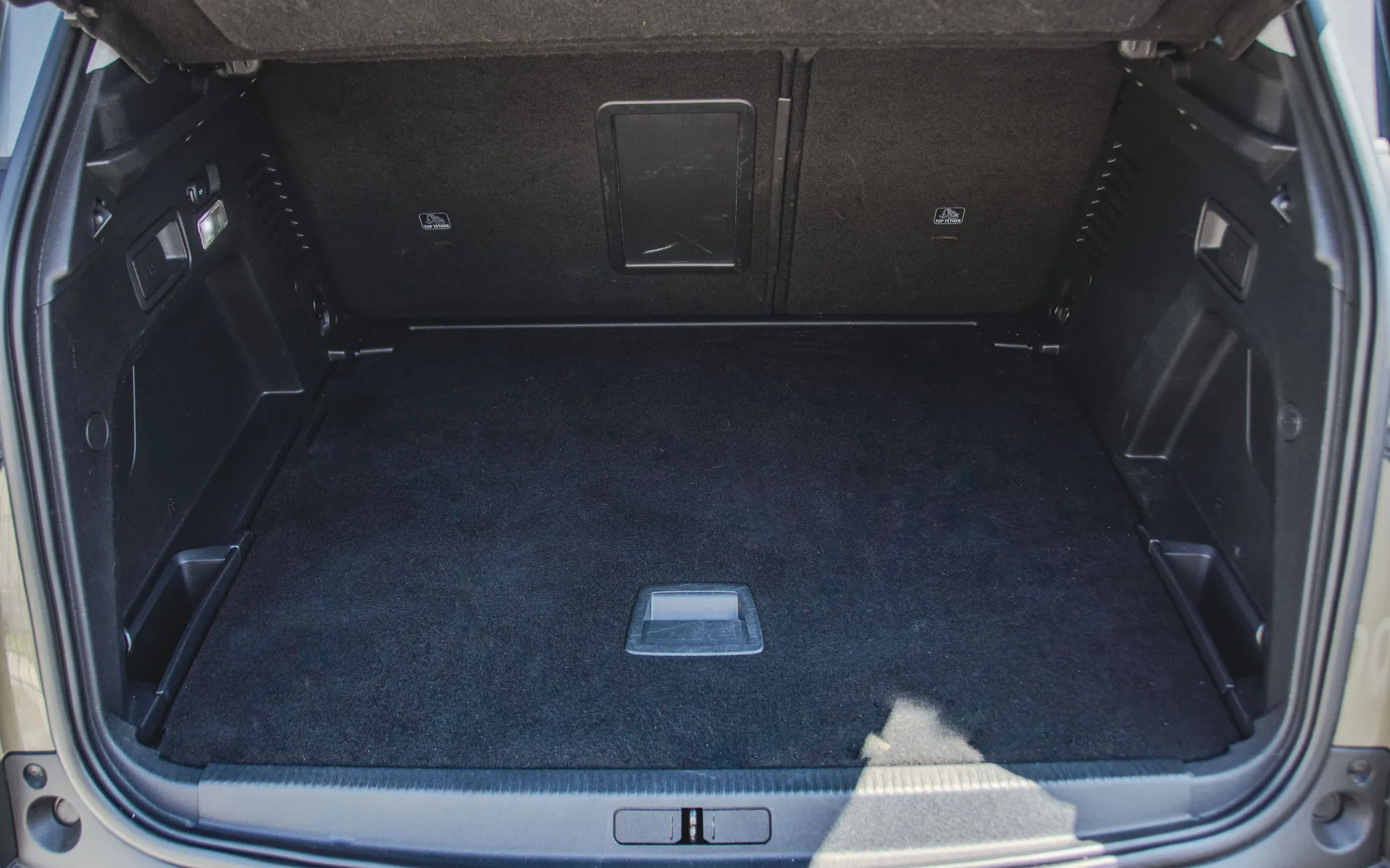 Zunanja slika - Peugeot 3008 - Peugeot  1.6 BlueHDi 120 SS Active-LED-TEMP-LANE-17C - 19