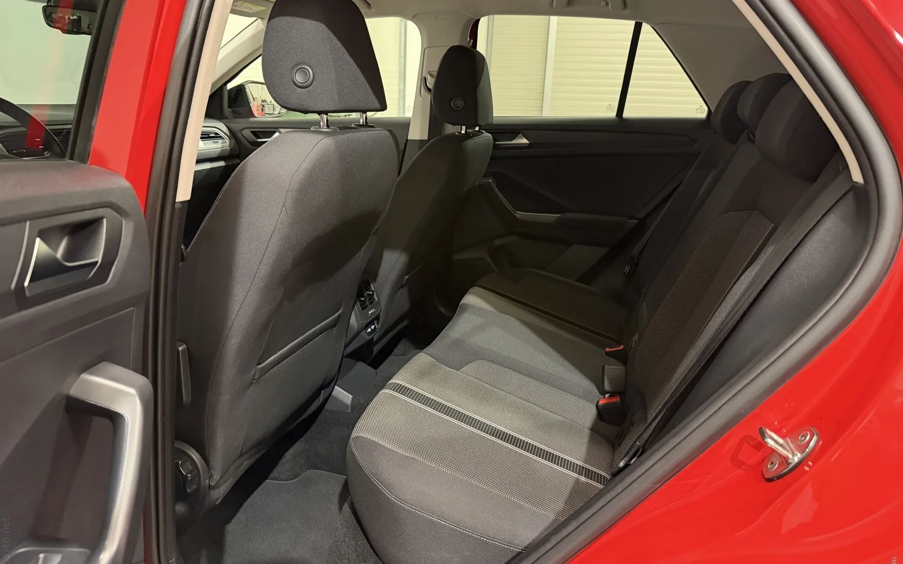 Notranja slika - VW T-Roc - 2.0 TDI-AVT-ACC-NAVI-LED-110KW-MRTVI KOT-GRETJE .. - 12