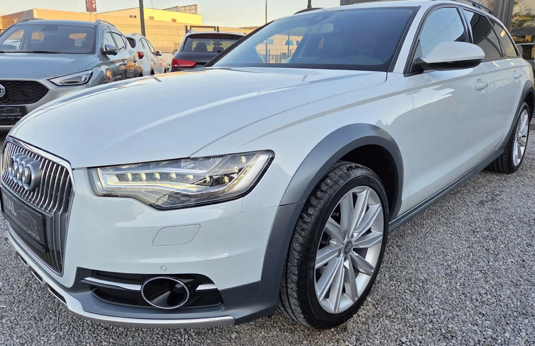 Zunanja slika - Audi A6 Allroad - 3.0TDIquattro-night vision-pdc navi-alu-kamera - 1