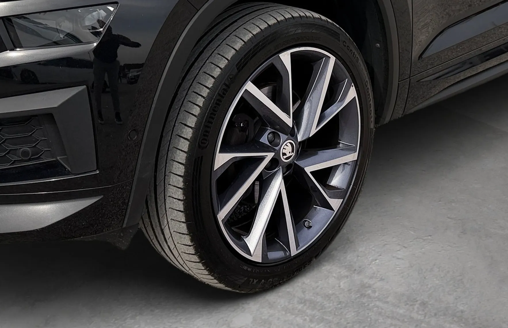Zunanja slika - Škoda Kodiaq - 4x4 2.0 TDI Sportline DSG-20 COL Webasto-Memory... - 6
