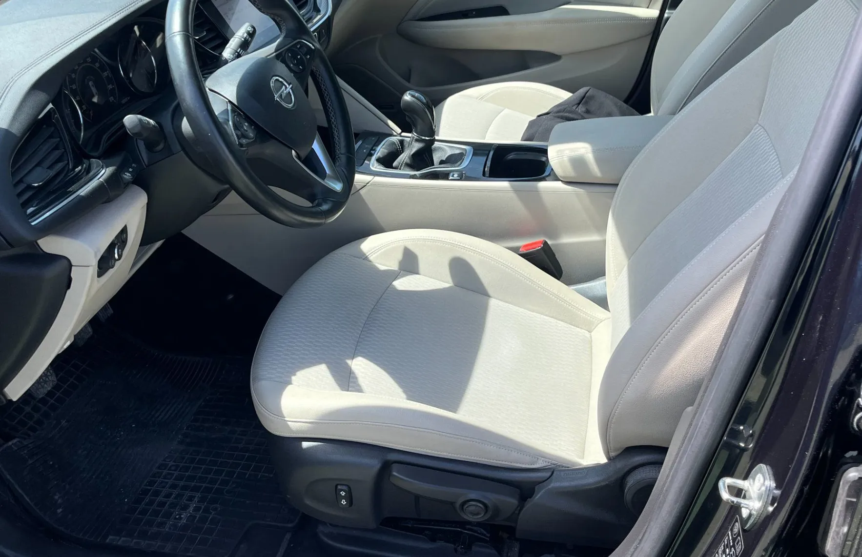 Zunanja slika - Opel Insignia - Sports Tourer 2.0 CDTi Edition - 8