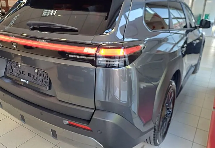 Zunanja slika - Toyota bZ4x - Touring Executive  74.7 kWh - 4