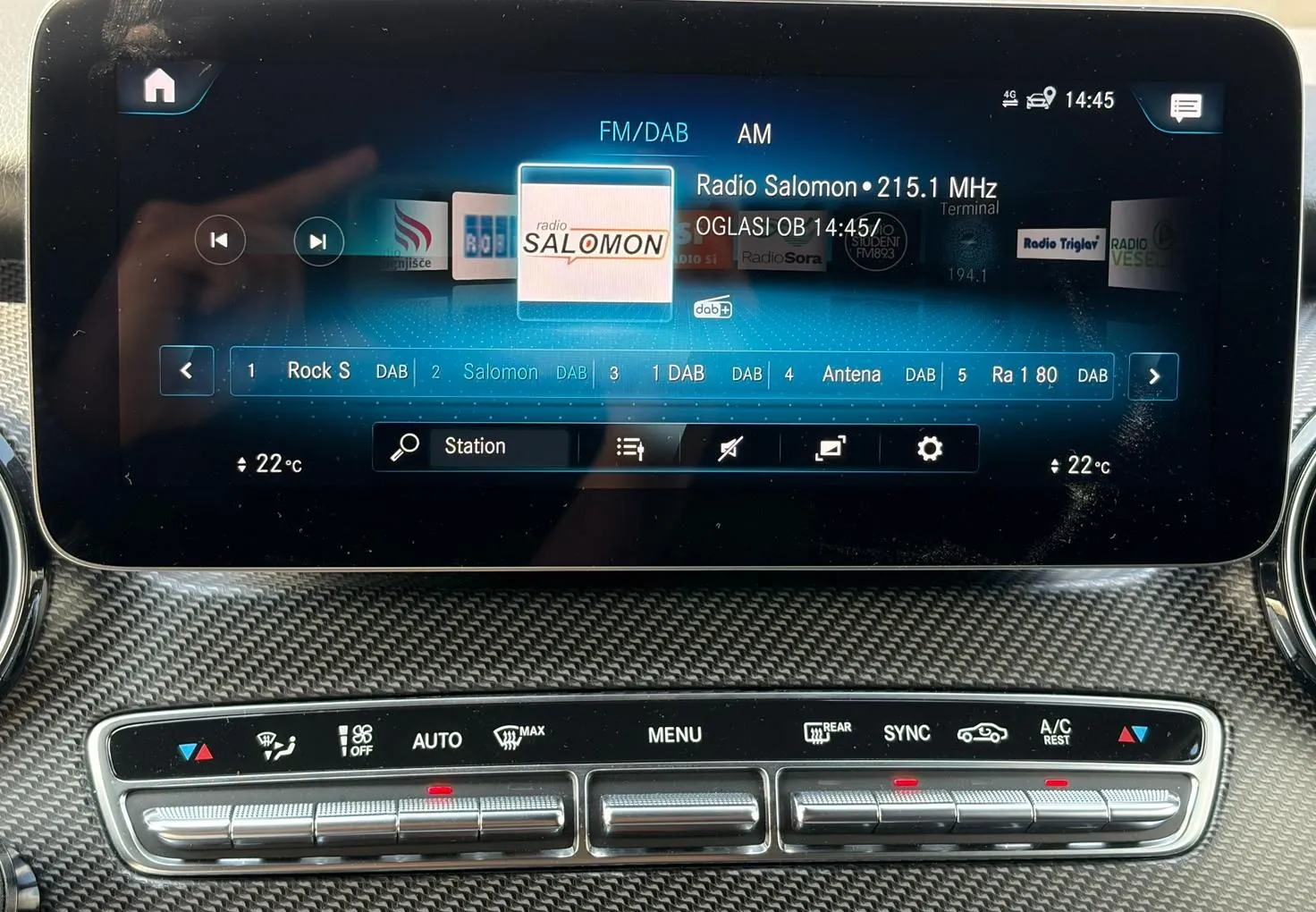 Zunanja slika - Mercedes-Benz V-Razred - V 220d AMG Line Avt. srednje dolgi - spalni paket - 17