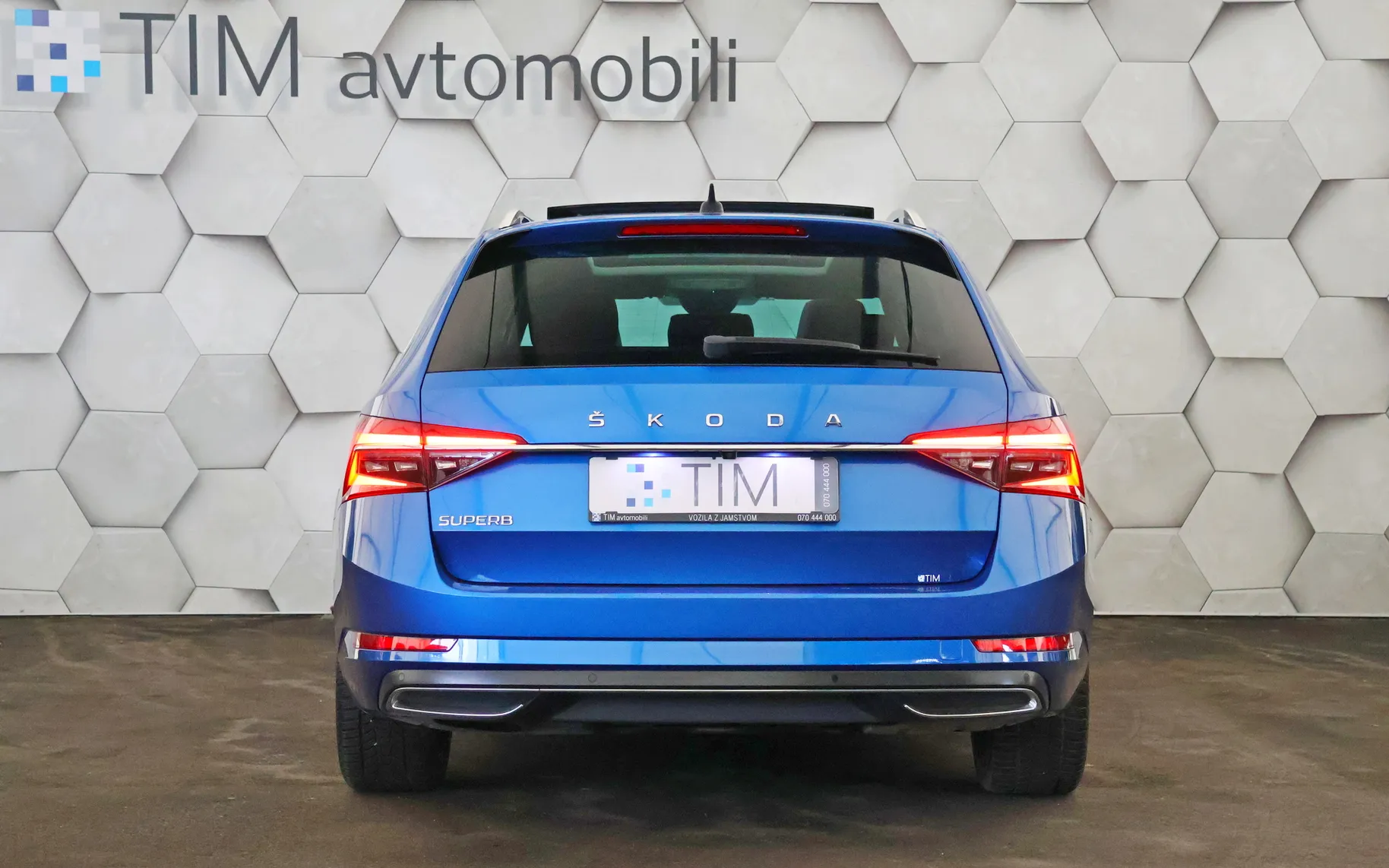 Zunanja slika - Škoda Superb - Combi 2.0 TDI DSG L&K 150KM - 6