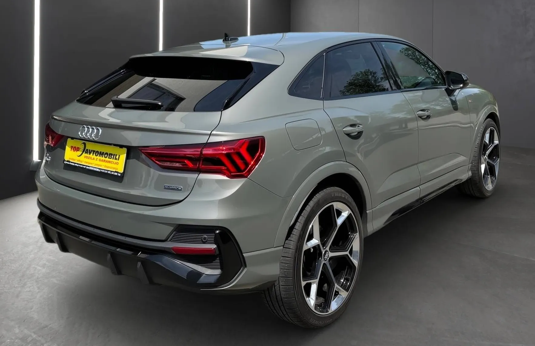 Zunanja slika - Audi Q3 - Sportback 40 TDI quattro S tronic  S Line 20 COL USNJE RAD - 6