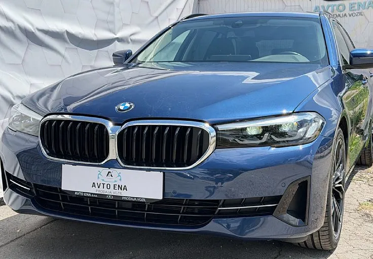 Zunanja slika - BMW Serija 5 - Touring: 520i Luxury Line - LED - MEMORY - VIRTUAL - ALU - 2