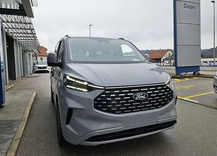 Zunanja slika - Ford Tourneo - Custom TITANIUM X 2.0 TDCi A8 L1H1  ZALOGA - 8