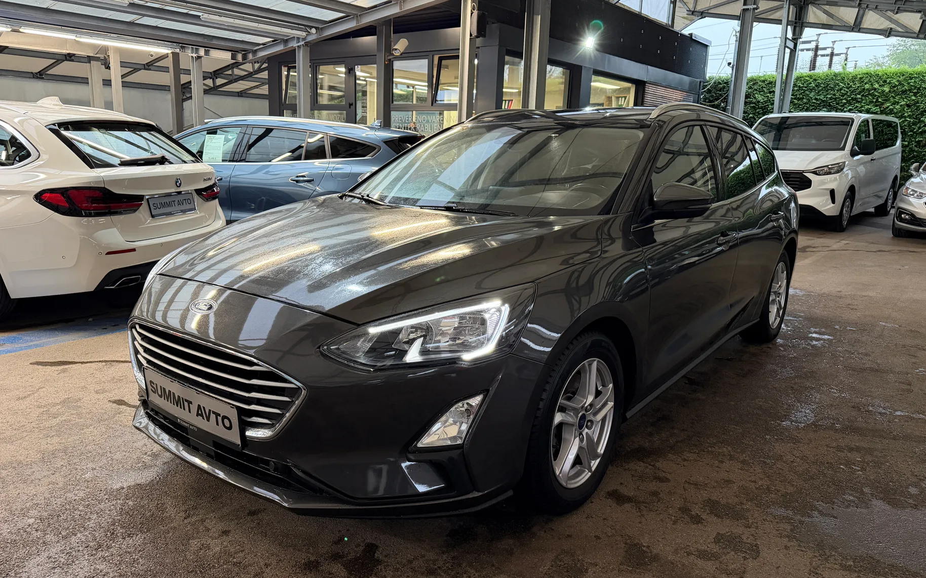 Zunanja slika - Ford Focus - 1.0 - 2