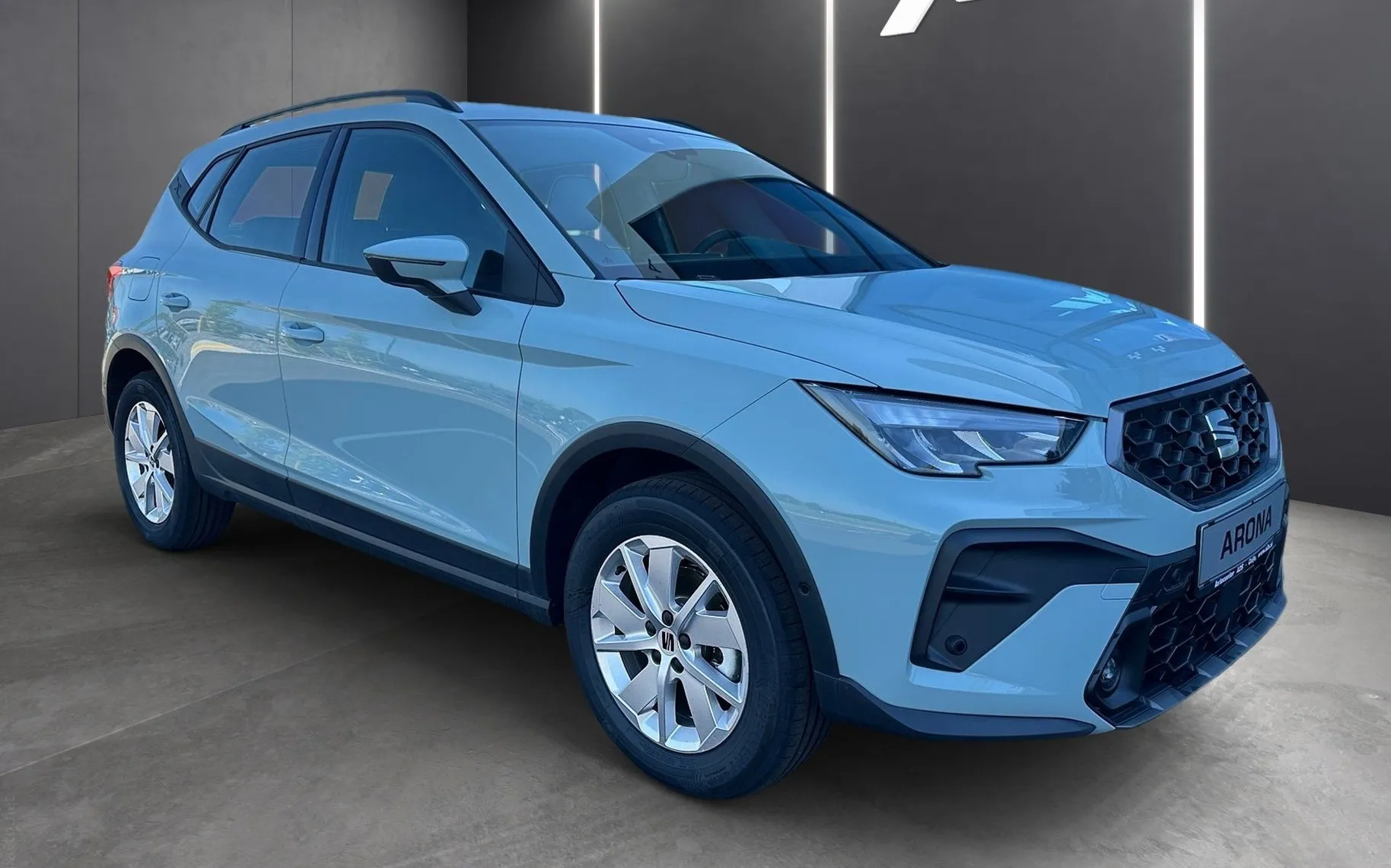 Zunanja slika - Seat Arona - 1.0 Eco TSI Style... - 2