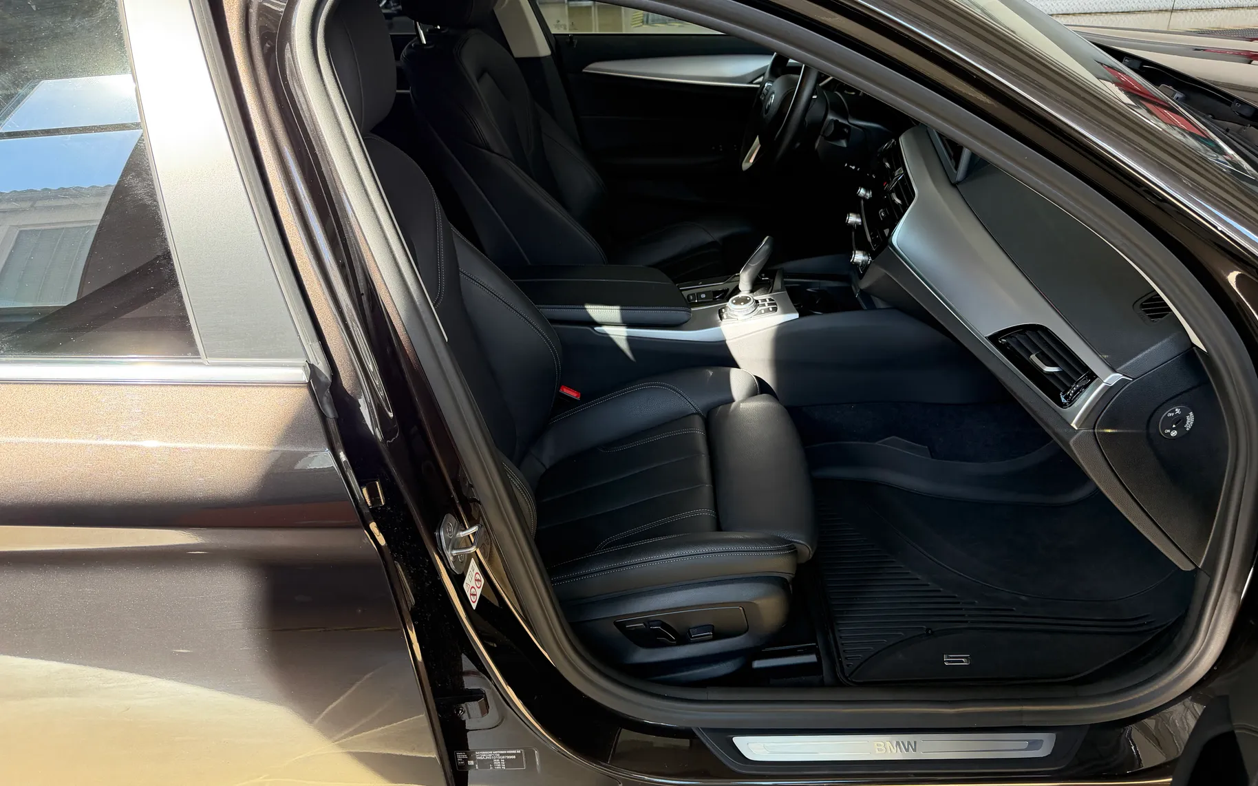 Notranja slika - BMW Serija 5 - BMW - 27