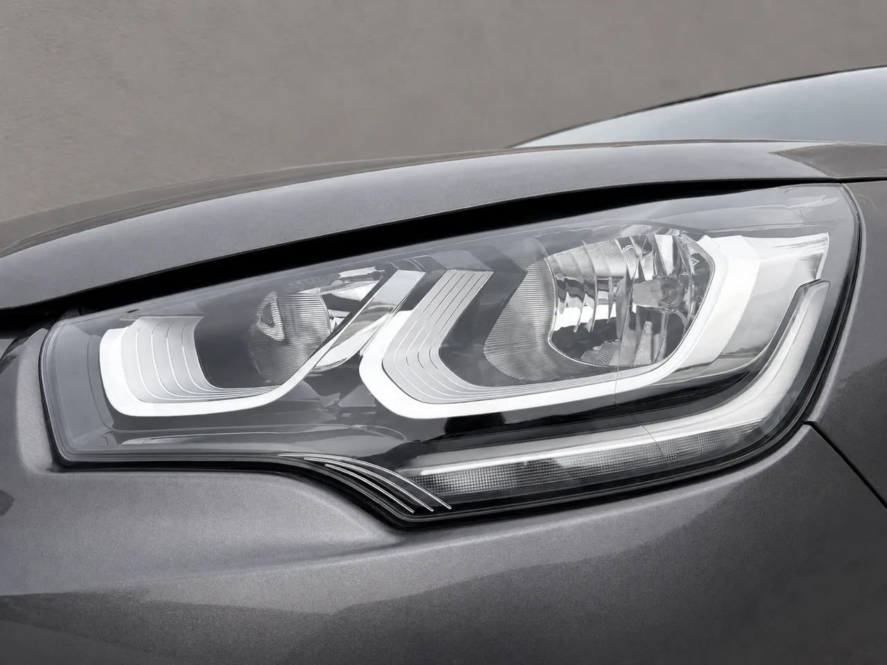 Zunanja slika - Citroën C4 - 1.6 BlueHDi SHINE 1.LASTNICA SLO.VOZILO NAVI ALU17 - 7