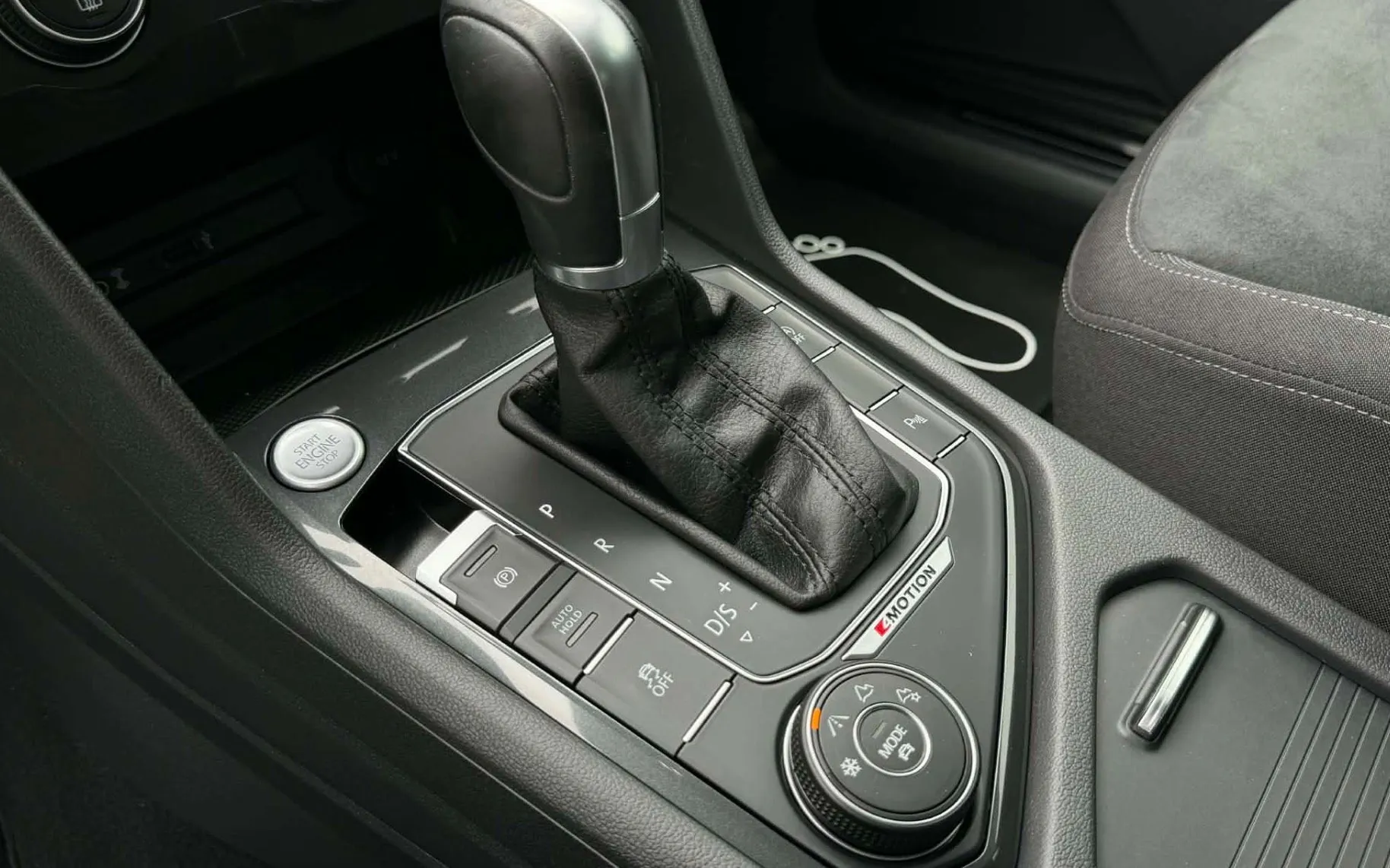 Zunanja slika - VW Tiguan - 2.0 TDI-4X4-DSG-H LINE-VIRTUAL-LIZING ZA TUJCE- - 17