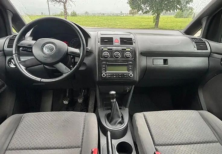 Zunanja slika - Volkswagen Touran - 1.9 TDI Trendline - 10
