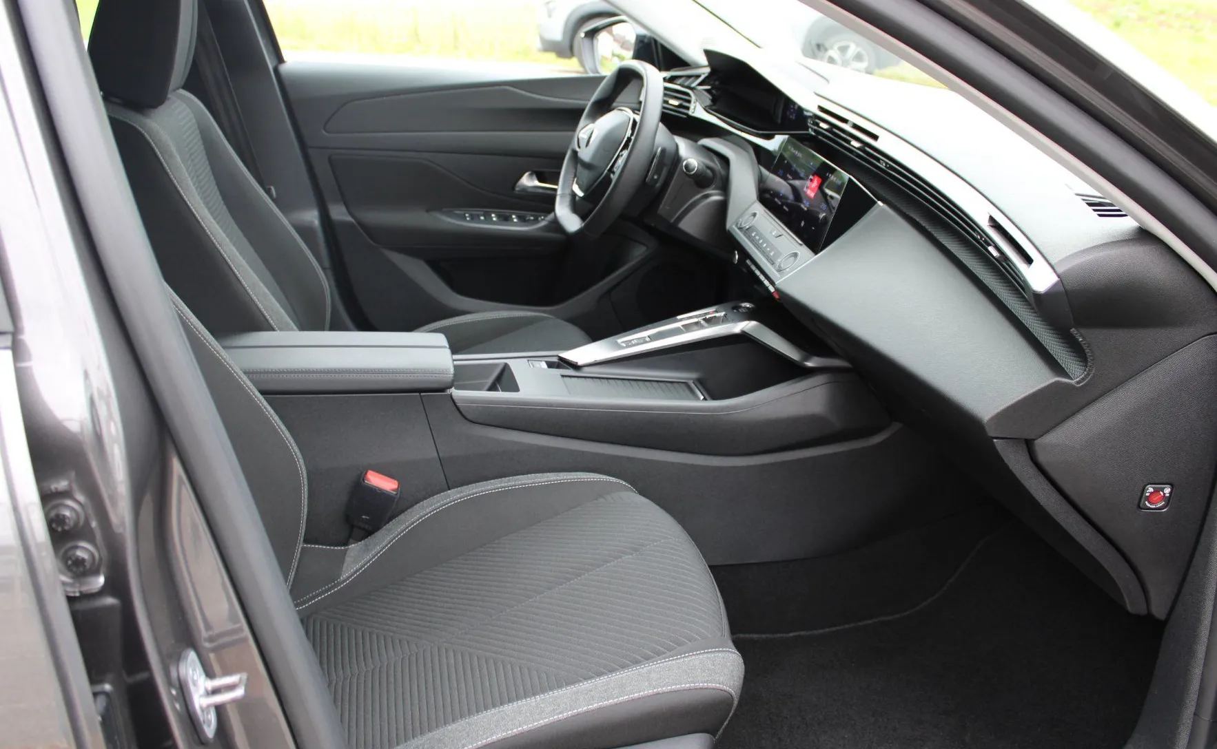 Zunanja slika - Peugeot 308 - SW 1.5 BlueHDI 130 Active Pack Avt. LED ALU NAVI - 14