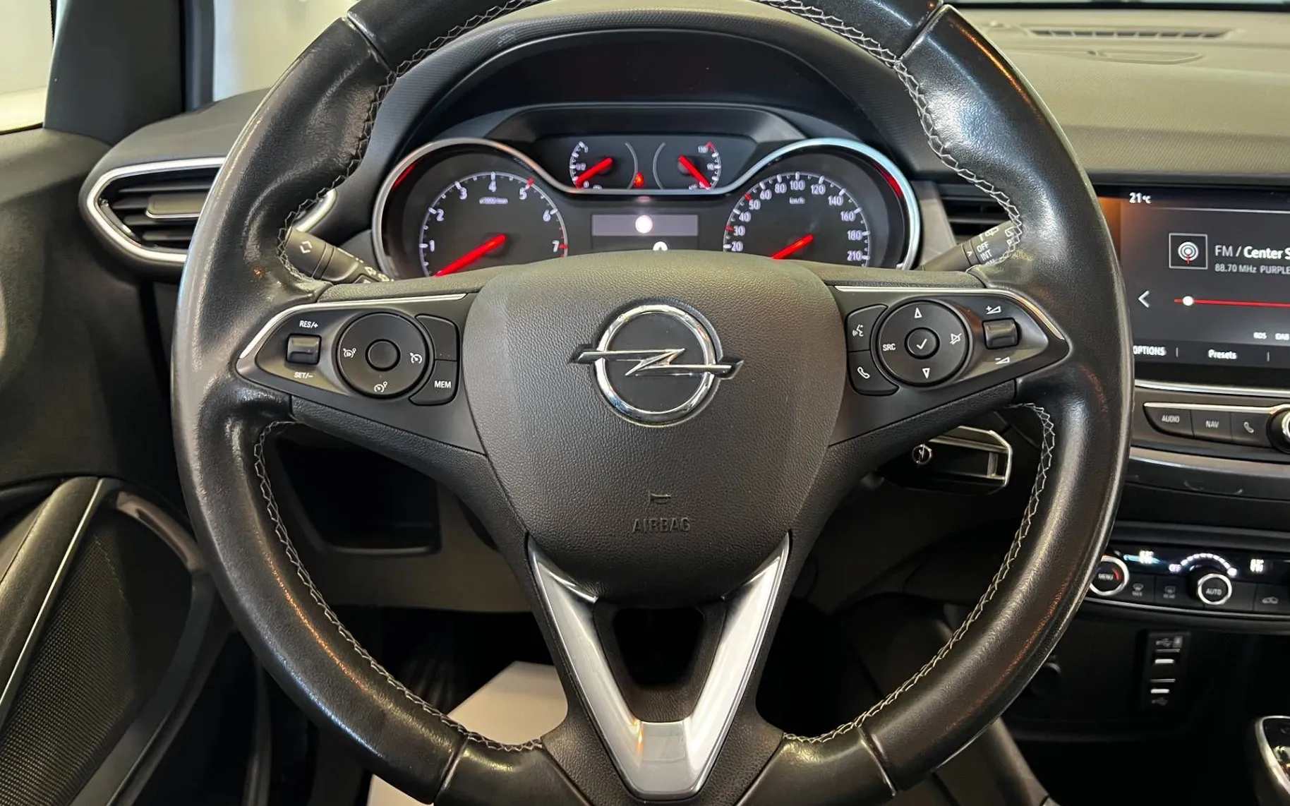 Zunanja slika - Opel Crossland - 1.5 CDTI-AUT-FULL-LED-LINE-ASS-KAM-NAVI-PDC-ERGO.. - 13