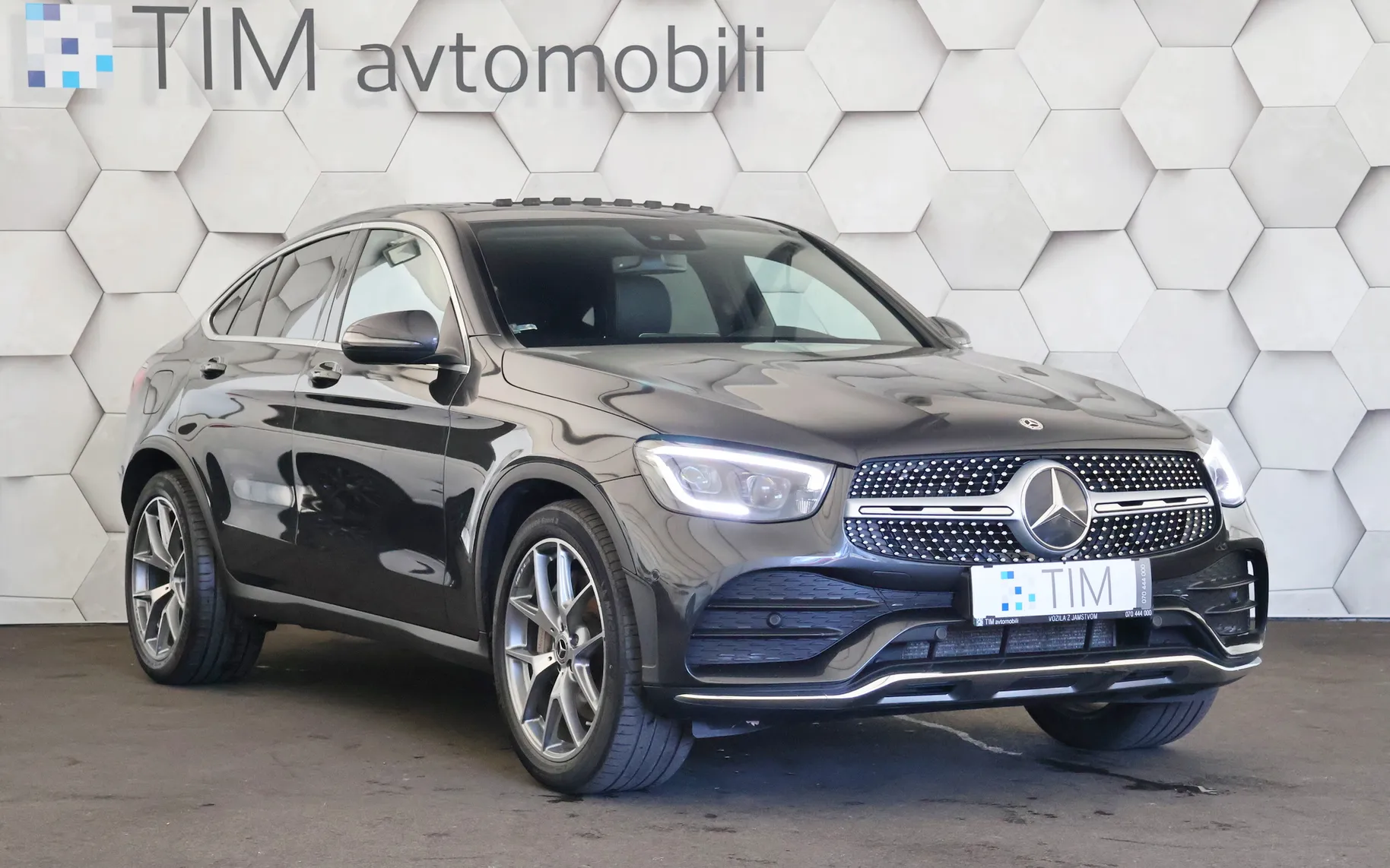 Zunanja slika - Mercedes-Benz GLC Coupe - 220d 4-Matic 9G-Tronic AMG Line 194KM - 2