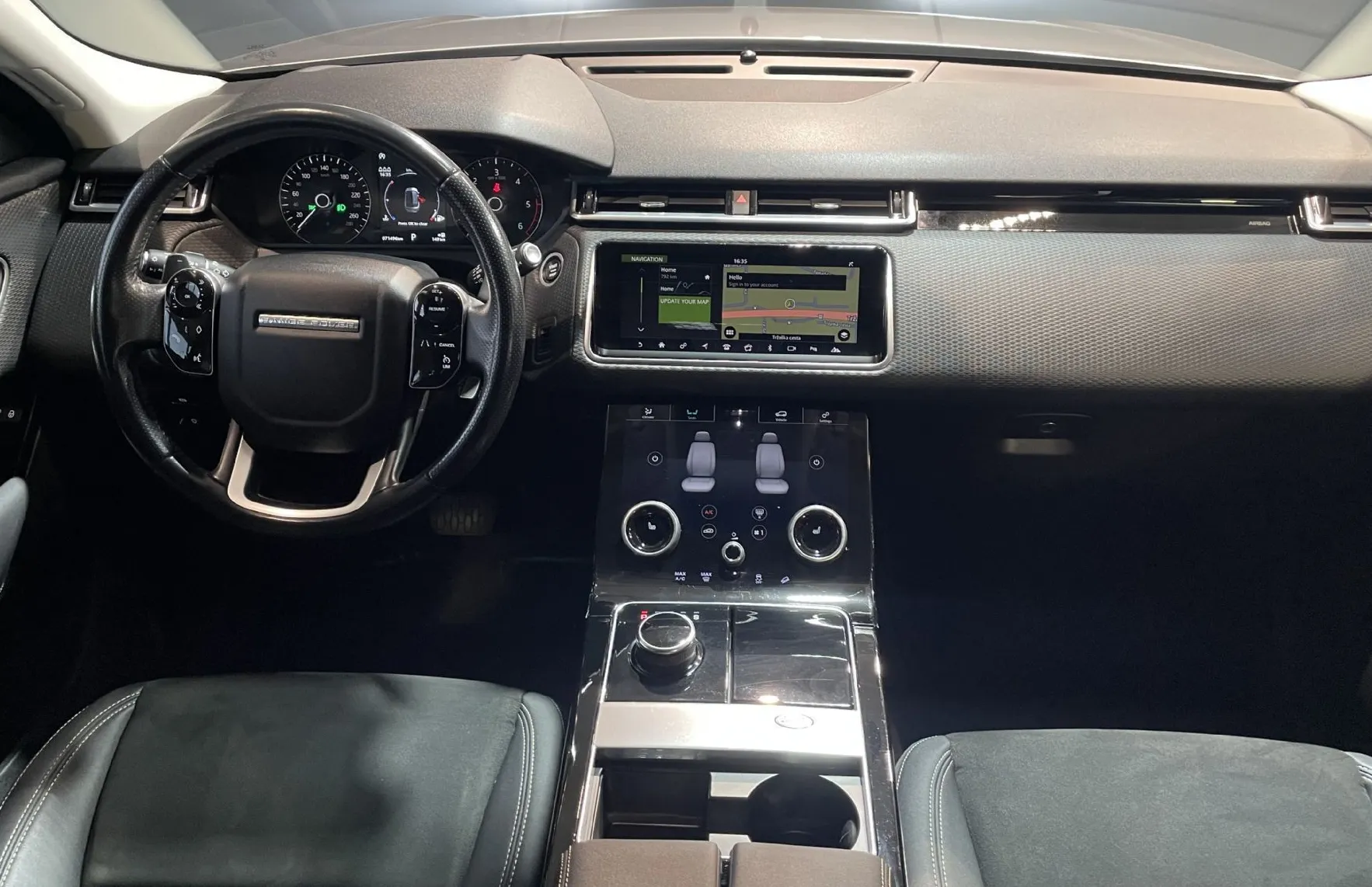 Zunanja slika - Land Rover Range Rover Velar - PANORAMA-ALCANTARA-KEYLESS-NAVI-GRETJE-RADAR-LE - 11