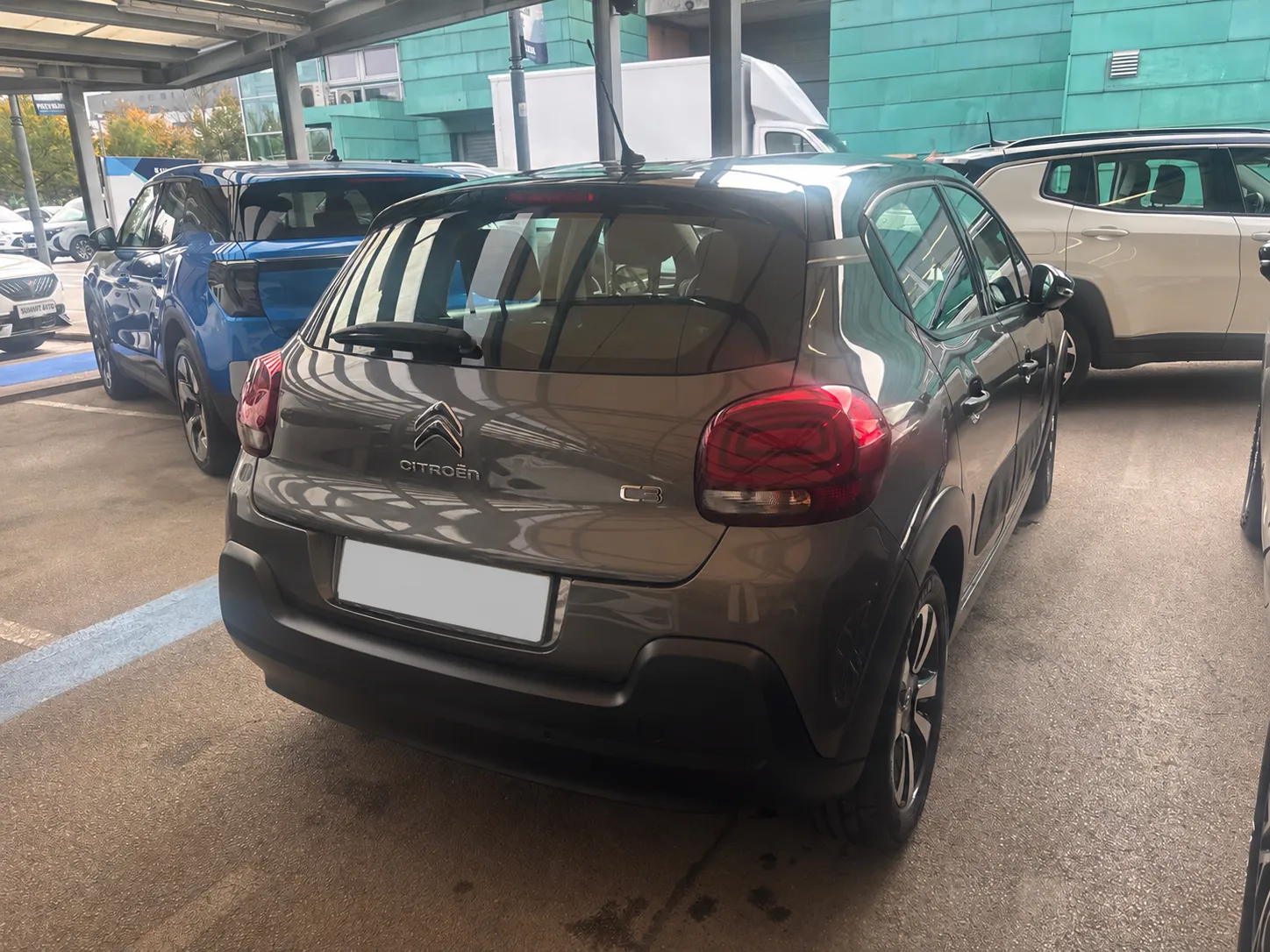 Zunanja slika - Citroën C3 - 1,2 PureTech 83 S&S Shine - 2