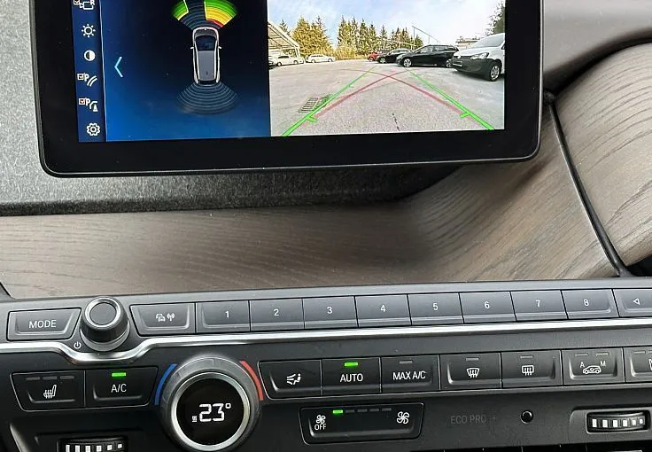 Zunanja slika - BMW i3 - s 120 Ah-PANORAMA-ACC-USNJE-KAMERA-NAVI PROF-20COL - 12