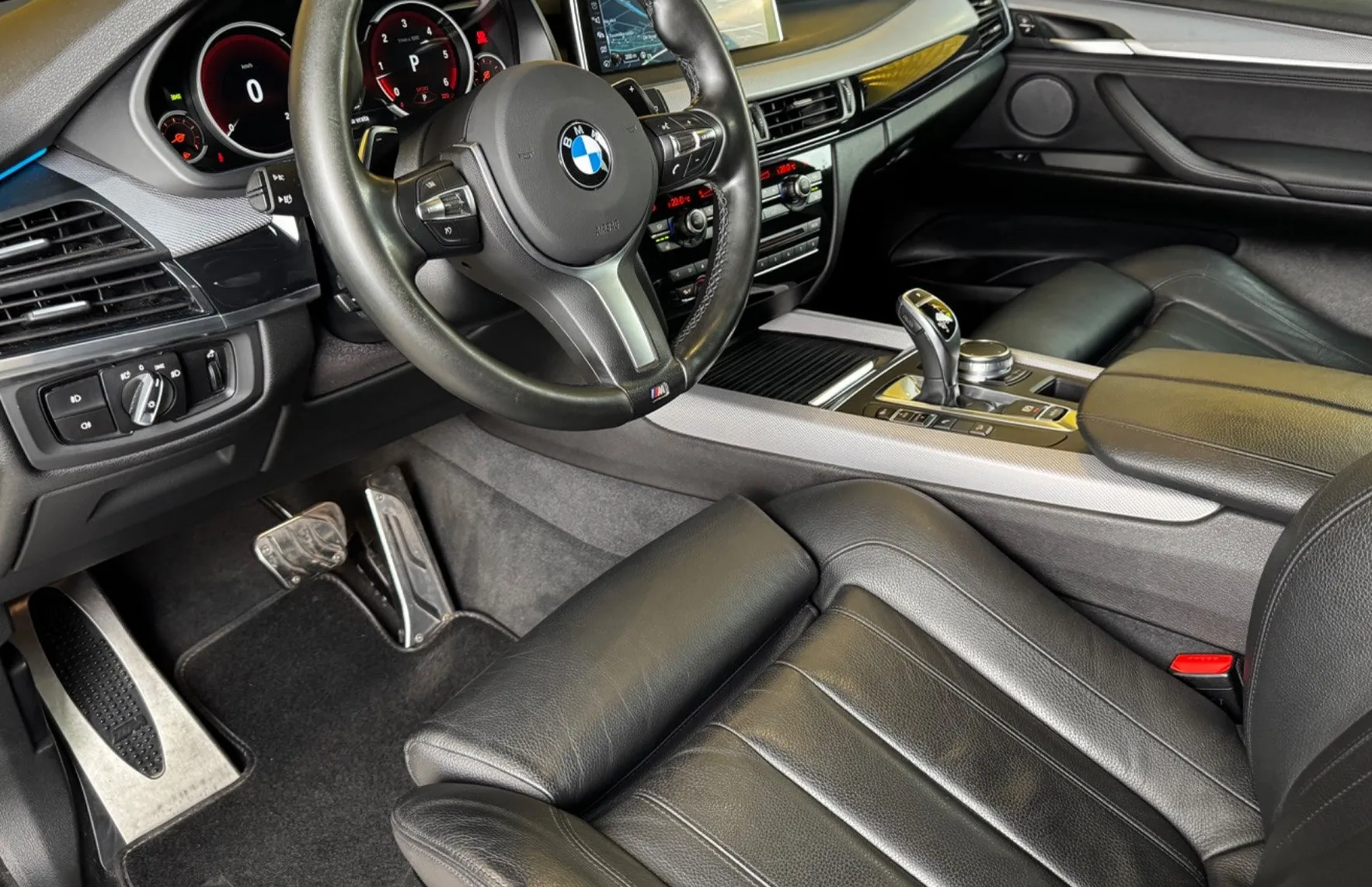 Zunanja slika - BMW X5 - serija :  xDrive30d M Sport-LED-VIRTUAL-HARMAN-GRETJE - 15