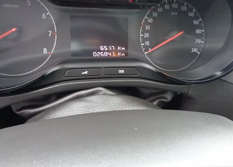Zunanja slika - Opel Crossland - 1.2 83KM - samo 26.841 prevoženih kilometrov - 7