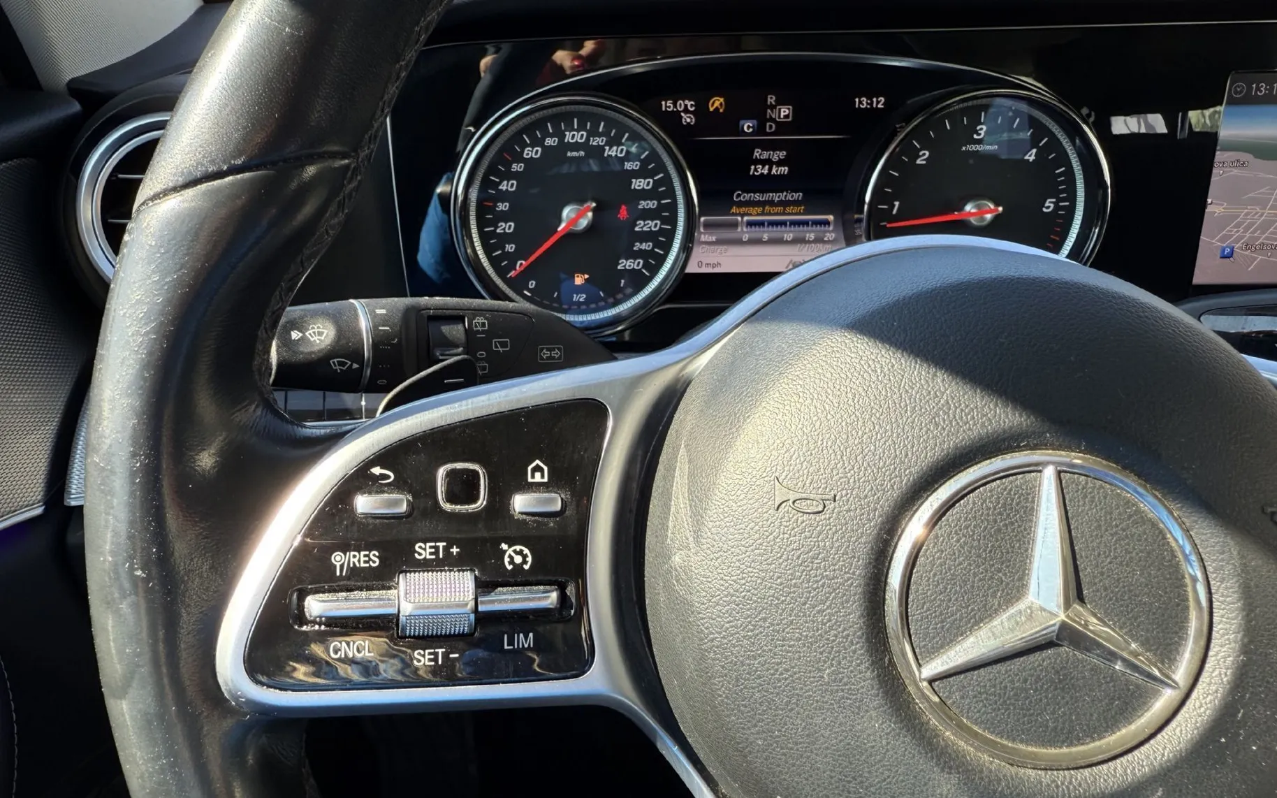 Zunanja slika - Mercedes-Benz E-Razred - 220 t  avt.kamera.143KW - 15