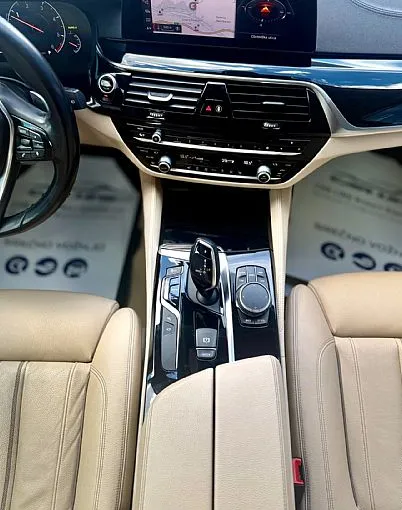 Zunanja slika - BMW Serija 5 - Touring:   530d xDrive Touring Avt. - 10