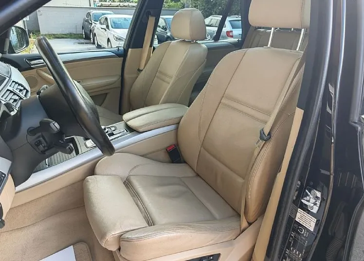 Zunanja slika - BMW X5 - serija : 3.0d - SLO - PANORAMA - KLJUKA - 139€ MESEČNO - 7