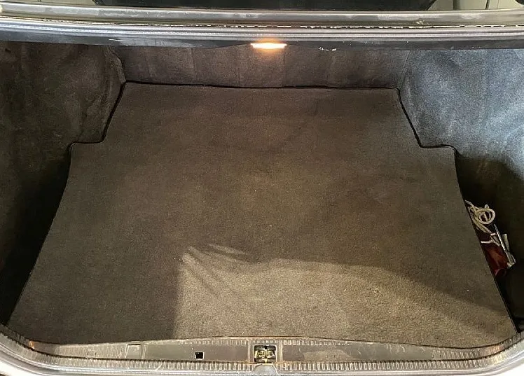 Zunanja slika - Mercedes-Benz E-Razred - 230 BREZ RJE - KLIMATRONIC - ALU - VRHUNSKO STANJE - 8
