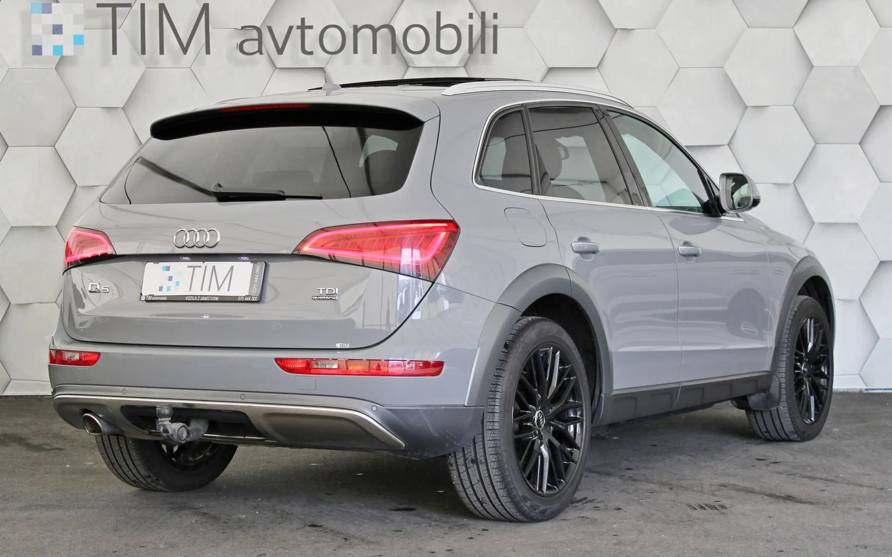 Zunanja slika - Audi Q5 - Offroad 2.0 TDI Quattro S-Tronic 191KM - 3