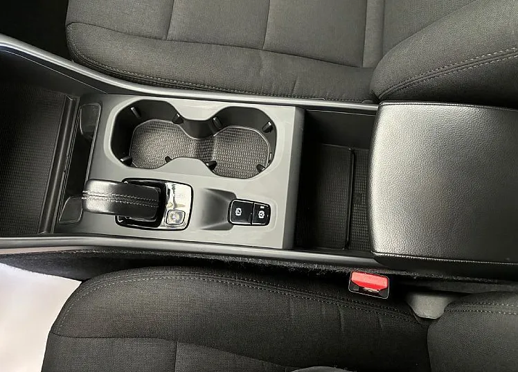 Zunanja slika - Volvo XC40 - T3 AUT Momentum - 15