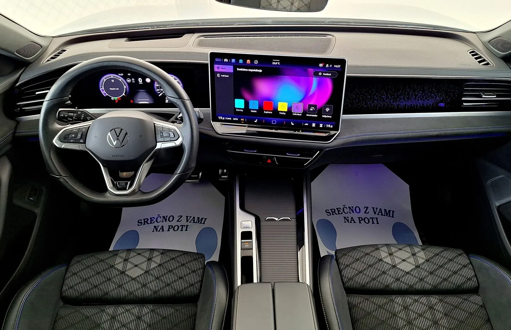 Zunanja slika - Volkswagen Passat - Variant 2.0 TDI BMT R-Line DSG•IQ LED•ACC•AMBIENT•HEAD U - 11