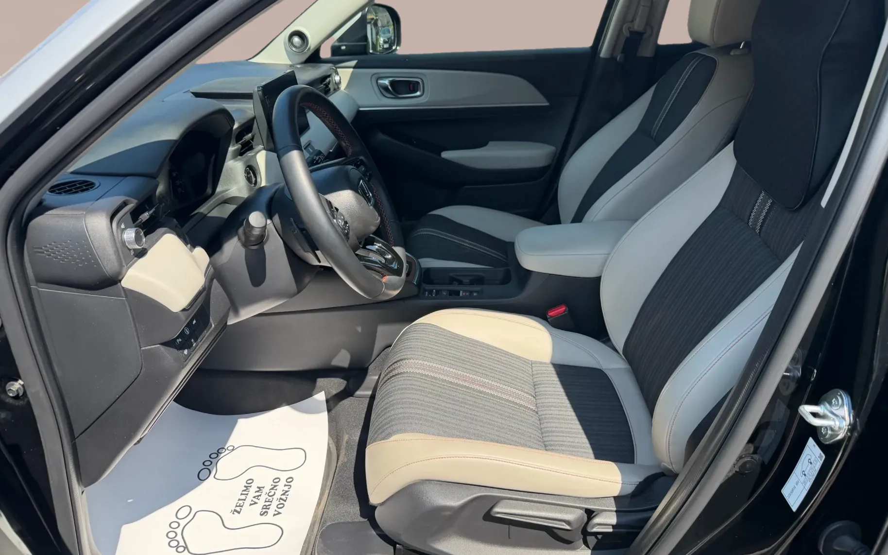 Zunanja slika - Honda HR-V - 1,5 i-MMD Hybrid Elegance CVT - 9