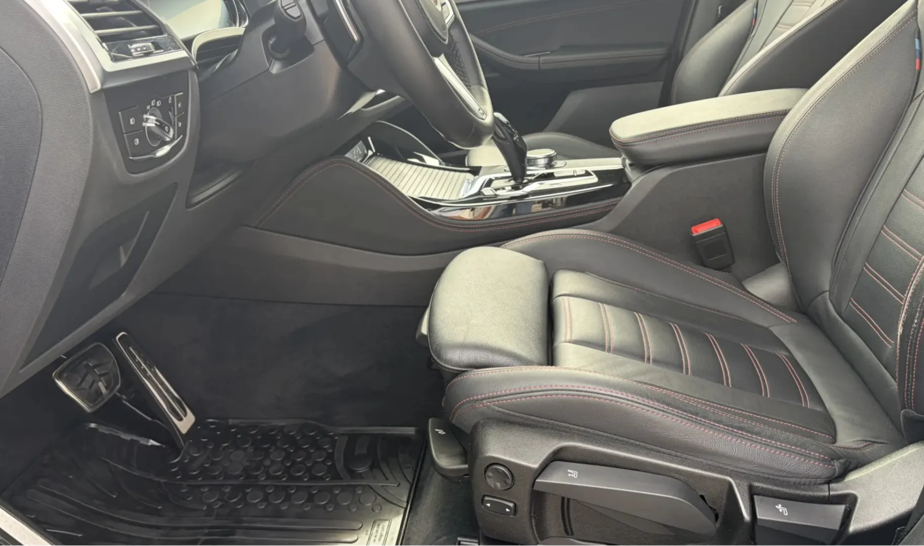 Zunanja slika - BMW X4 - serija :  xDrive30d M Sport X Avt. LED-KLJUKA-HUD - 14