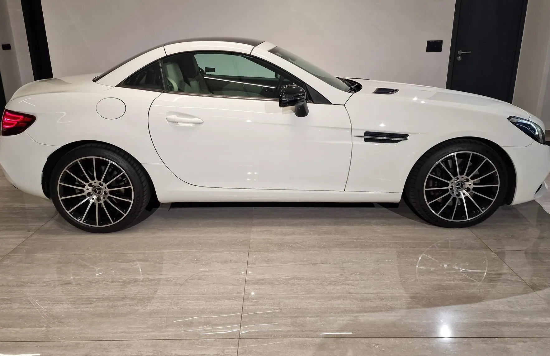 Zunanja slika - Mercedes-Benz SLC-Razred - SLC 180 - 2
