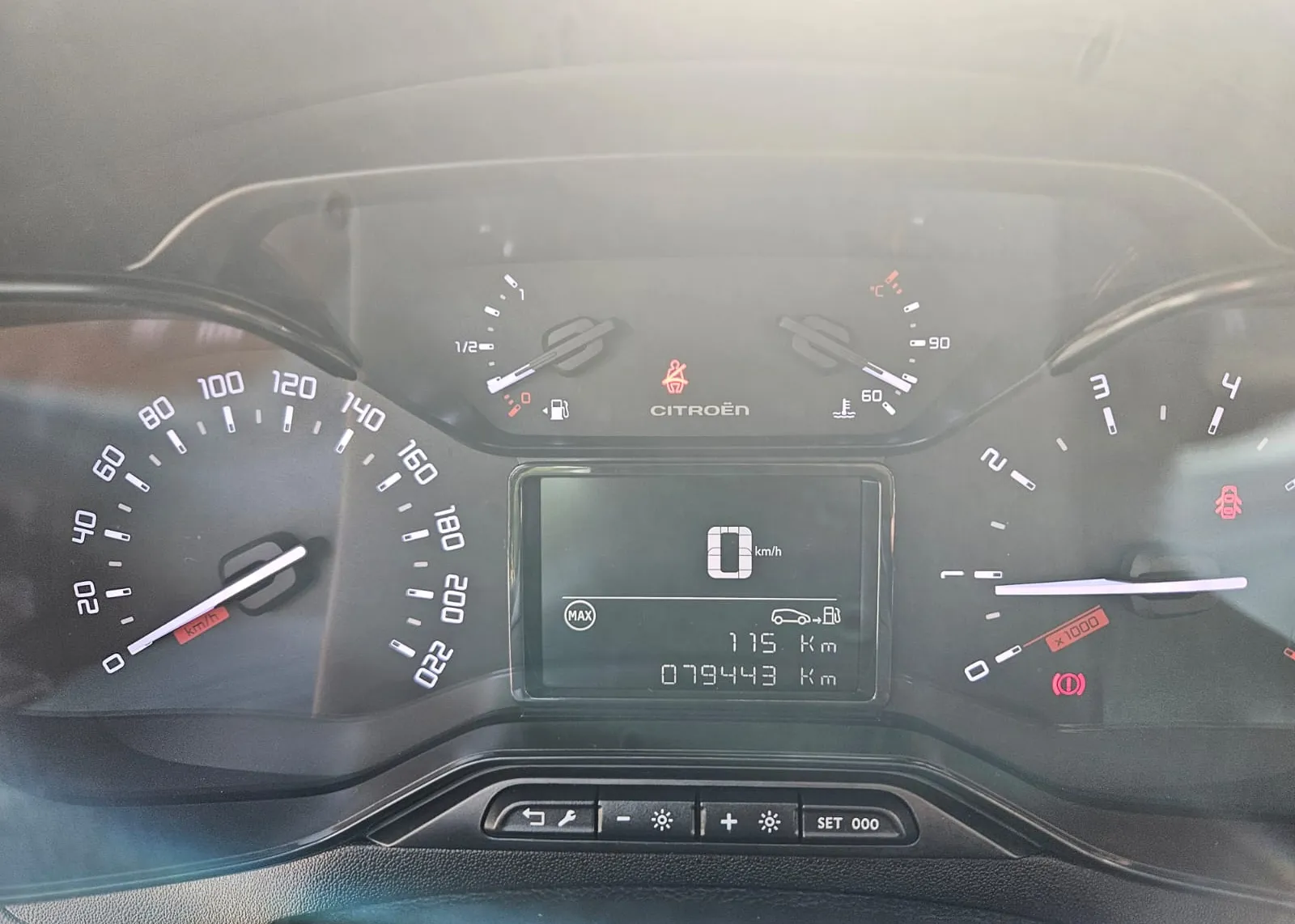 Zunanja slika - Citroën C3 - 1,2 PureTech 83 - Feel Nav - 8