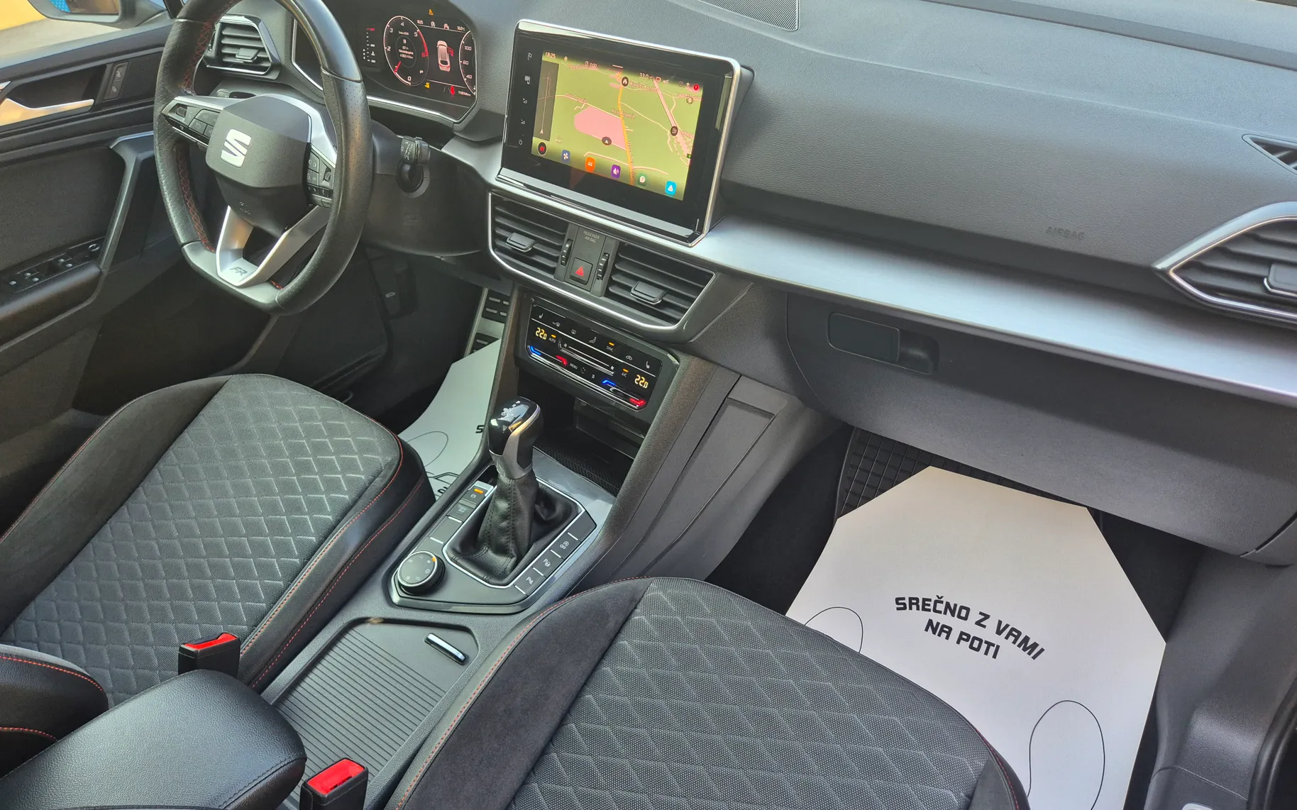 Notranja slika - Seat Tarraco - 4Drive 2,0 TDI FR DSG - 7