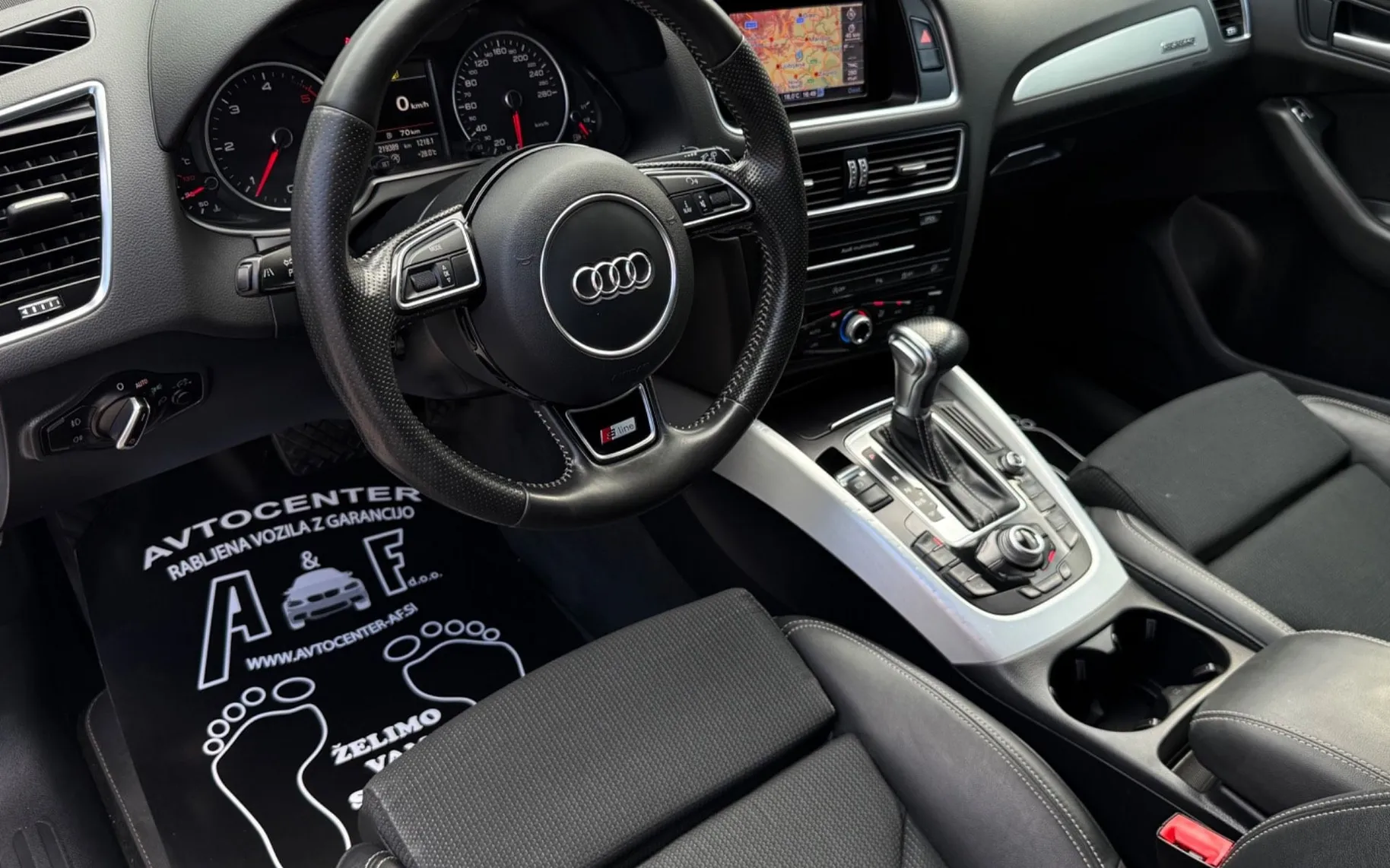 Notranja slika - Audi Q5 - 2.0 TDI-AUT-3X S LINE-LIZING ZA TUJCE-XENON+LED - 10