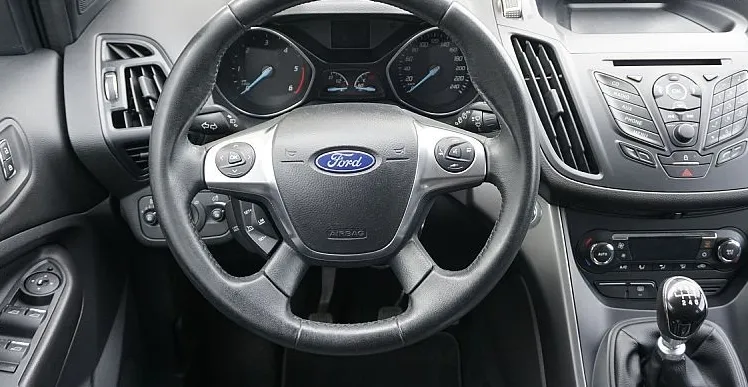Zunanja slika - Ford Kuga - 2.0 TDCi 103kW 4x2 Trend+avt.klima+priklop +alu 17 - 12