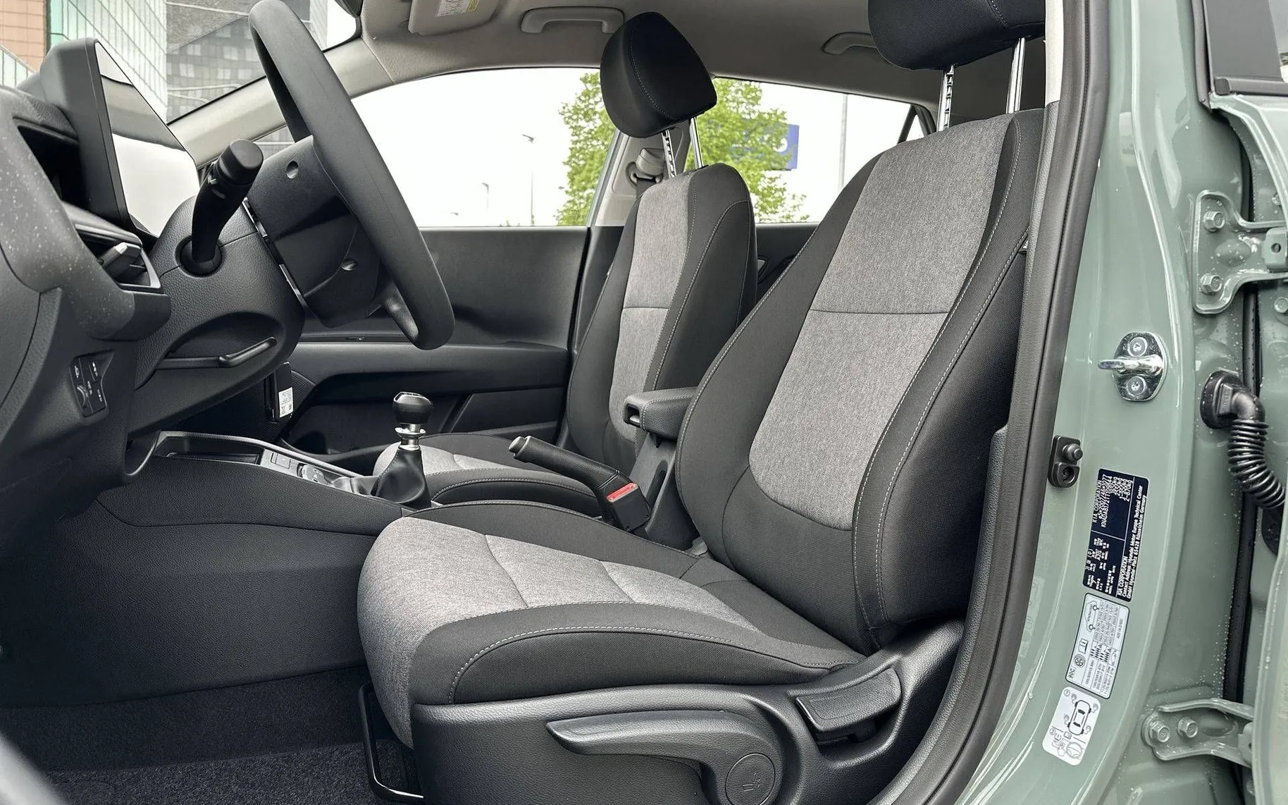Notranja slika - KIA Stonic - 1.0 T-GDi LX Smart - 10