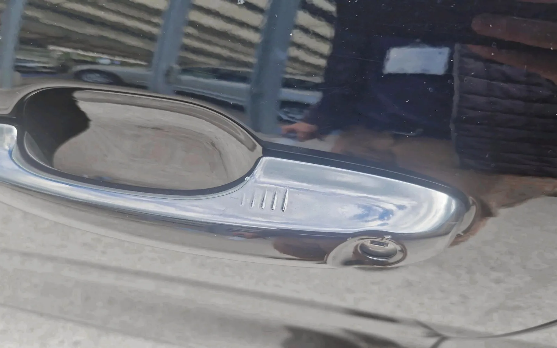 Zunanja slika - Ford Kuga - 2.5 PHEV Titanium CVT-SLO-RADAR-ZIM.PAK-NAI-KEYLES - 12